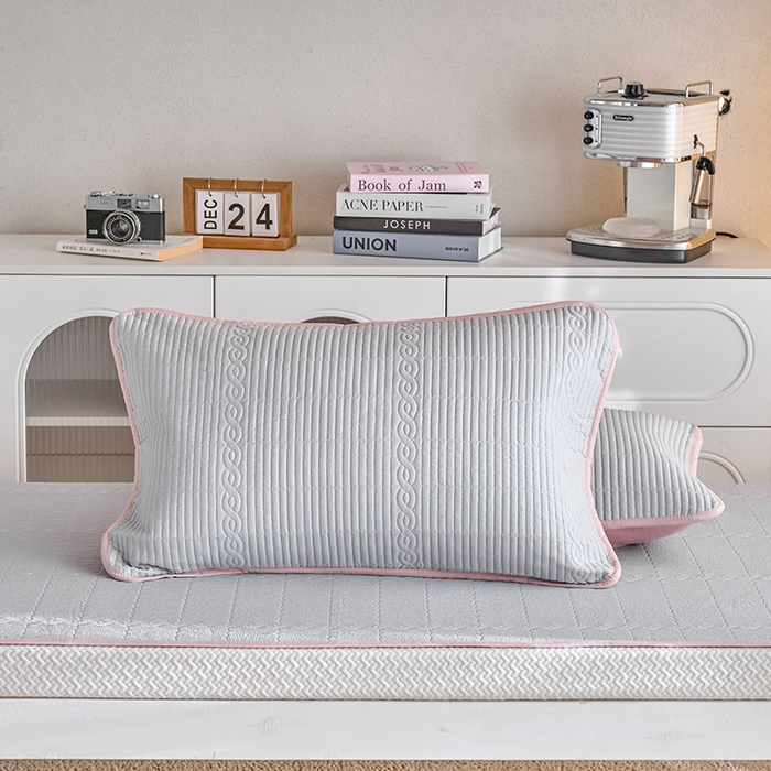 91家纺网 家纺一手货源 找家纺 X猫先生 2025新款全棉学生床盖纯色夹棉床单床护垫少女风撞色-糖果系列 糖果-梧桐灰