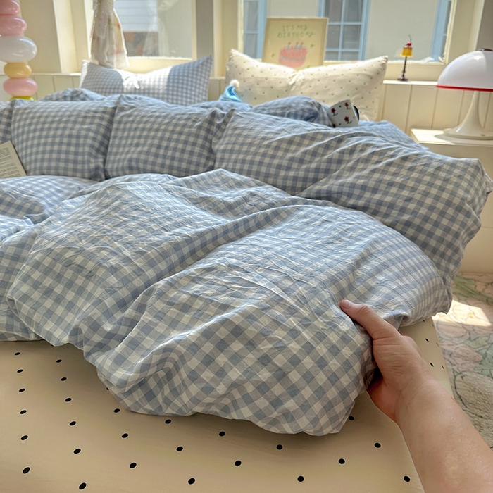 91家纺网 家纺一手货源 找家纺 冕悠家纺 2025新款少女心超柔加厚混搭格子水洗棉四件套（加微信提供买家秀 ） 蓝格+米点