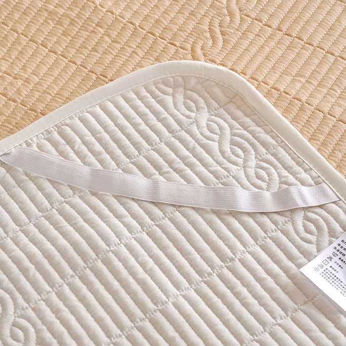 91家纺网 家纺一手货源 找家纺 X猫先生 2025新款全棉学生床盖纯色夹棉床单床护垫少女风撞色-糖果系列 糖果-奶茶