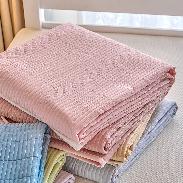 91家纺网 家纺一手货源 找家纺 X猫先生 2025新款全棉学生床盖纯色夹棉床单床护垫少女风撞色-糖果系列 组合图仅供参考