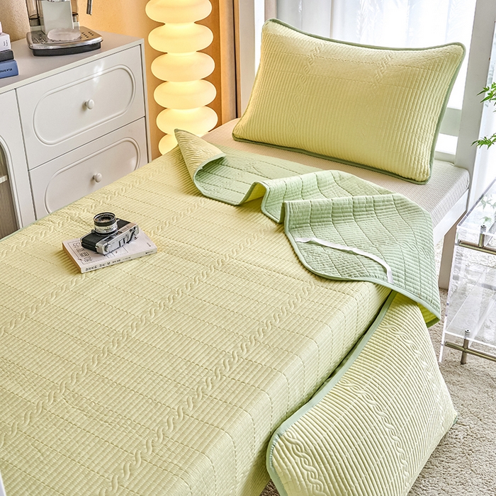 91家纺网 家纺一手货源 找家纺 X猫先生 2025新款全棉学生床盖纯色夹棉床单床护垫少女风撞色-糖果系列 糖果-月光黄