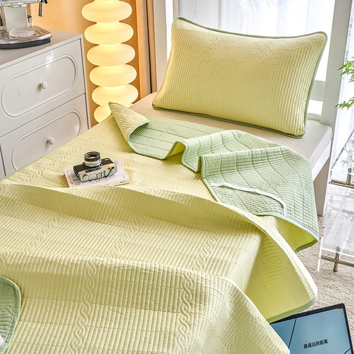 91家纺网 家纺一手货源 找家纺 X猫先生 2025新款全棉学生床盖纯色夹棉床单床护垫少女风撞色-糖果系列 糖果-月光黄