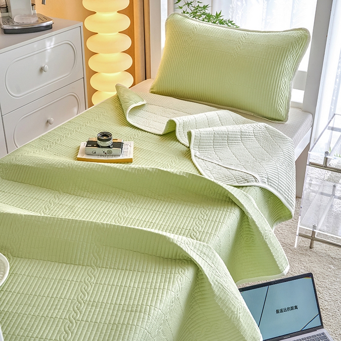 91家纺网 家纺一手货源 找家纺 （总）X猫先生 2025新款全棉学生床盖纯色夹棉床单床护垫少女风撞色-糖果系列