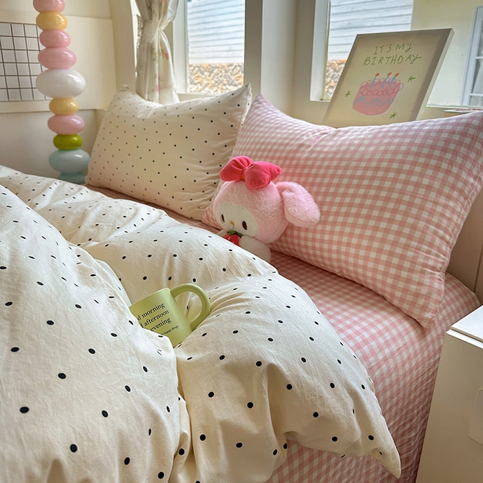 91家纺网 家纺一手货源 找家纺 冕悠家纺 2025新款少女心超柔加厚混搭格子水洗棉单品被套 米点+粉格
