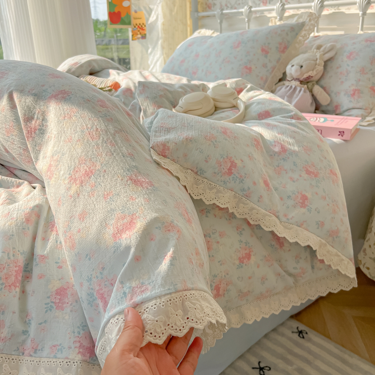 91家纺网 家纺一手货源 找家纺 （总）韩巢家纺 2025新款蝴蝶花边直播热销款四件套开学季韩系学生宿舍床上三件套-（提供卖家秀）