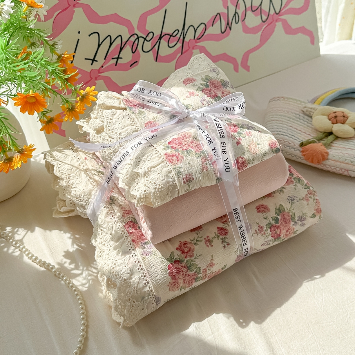 91家纺网 家纺一手货源 找家纺 （总）韩巢家纺 2025新款蝴蝶花边直播热销款四件套开学季韩系学生宿舍床上三件套-（提供卖家秀）