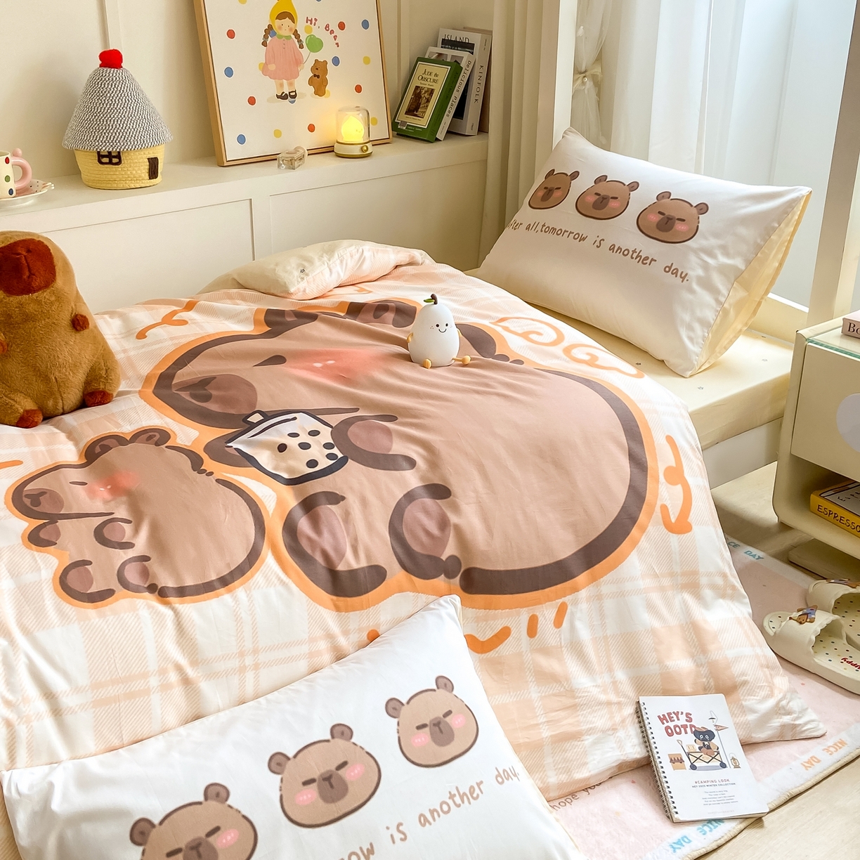 91家纺网 家纺一手货源 找家纺 博雅2025新款卡皮巴拉全棉学生宿舍套件三件套多件套 可爱卡皮巴拉