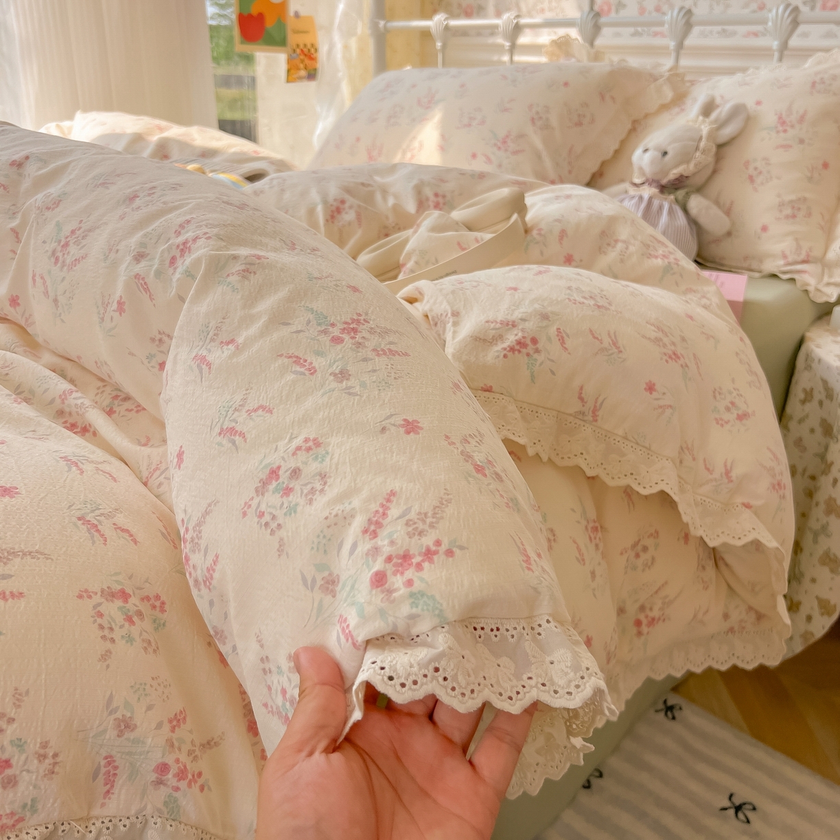 韩巢家纺 2025新款蝴蝶花边直播热销款四件套开学季韩系学生宿舍床上三件套-（提供卖家秀） 奶昔甜糕-粉【蝴蝶花边款】