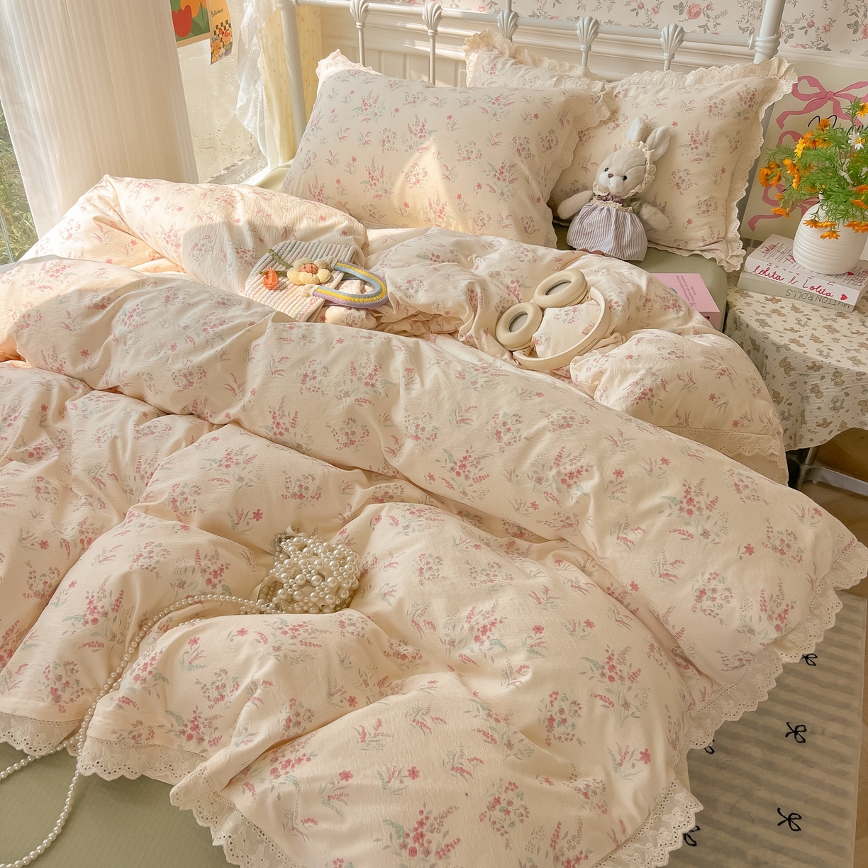 91家纺网 家纺一手货源 找家纺 韩巢家纺 2025新款蝴蝶花边直播热销款四件套开学季韩系学生宿舍床上三件套-（提供卖家秀） 奶昔甜糕-粉【蝴蝶花边款】