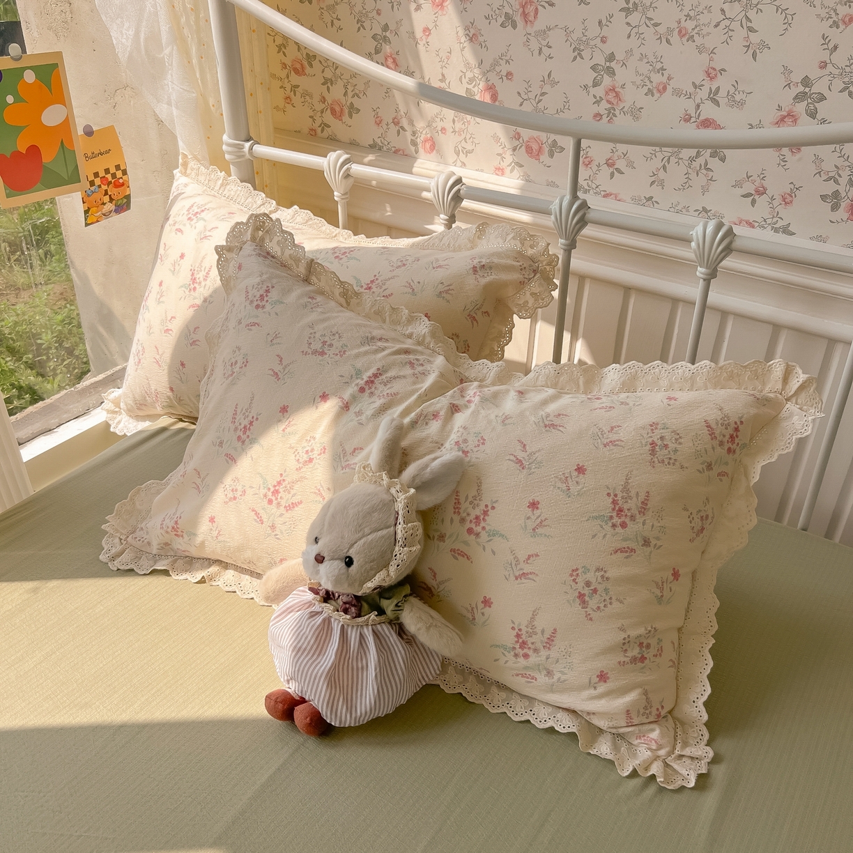 91家纺网 家纺一手货源 找家纺 韩巢家纺 2025新款蝴蝶花边直播热销款四件套开学季韩系学生宿舍床上三件套-（提供卖家秀） 奶昔甜糕-粉【蝴蝶花边款】