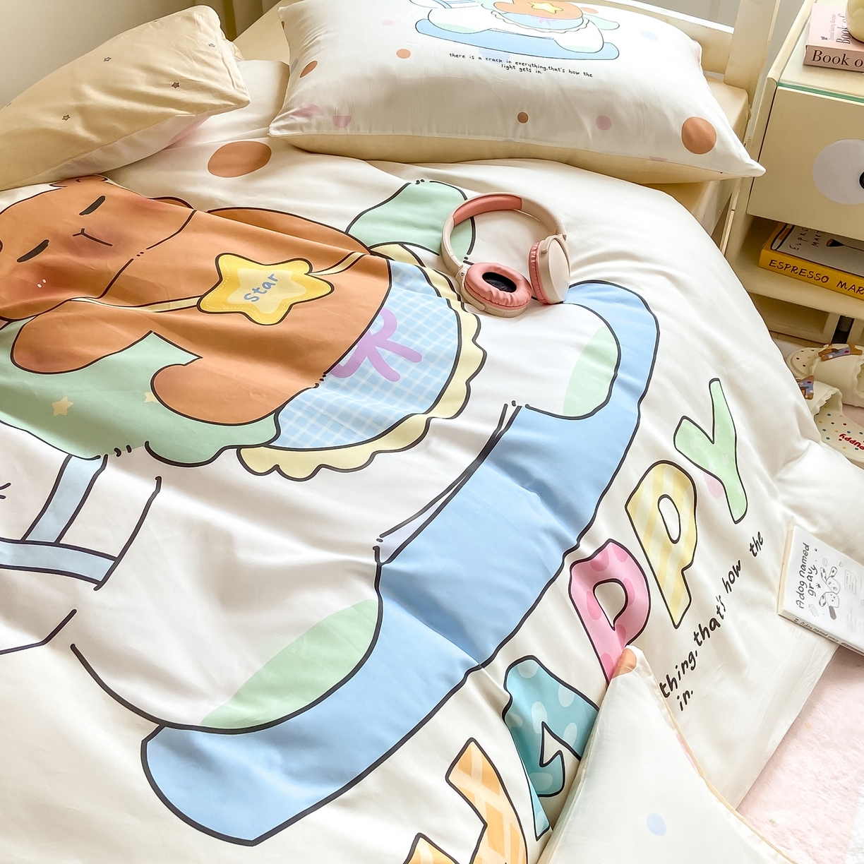 91家纺网 家纺一手货源 找家纺 博雅2025新款卡皮巴拉全棉学生宿舍套件三件套多件套 木马卡皮巴拉