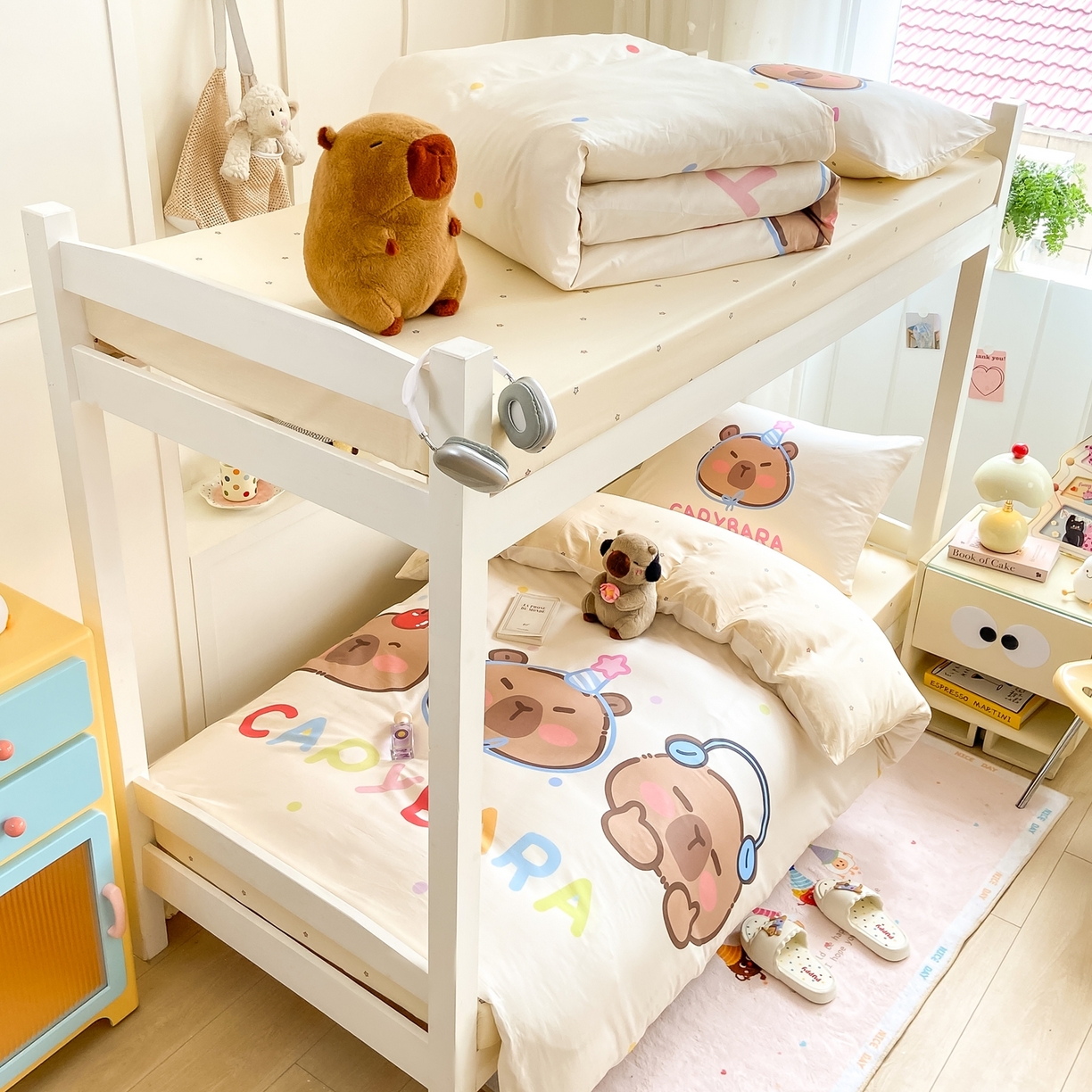 91家纺网 家纺一手货源 找家纺 博雅2025新款卡皮巴拉全棉学生宿舍套件三件套多件套 音乐卡皮巴拉