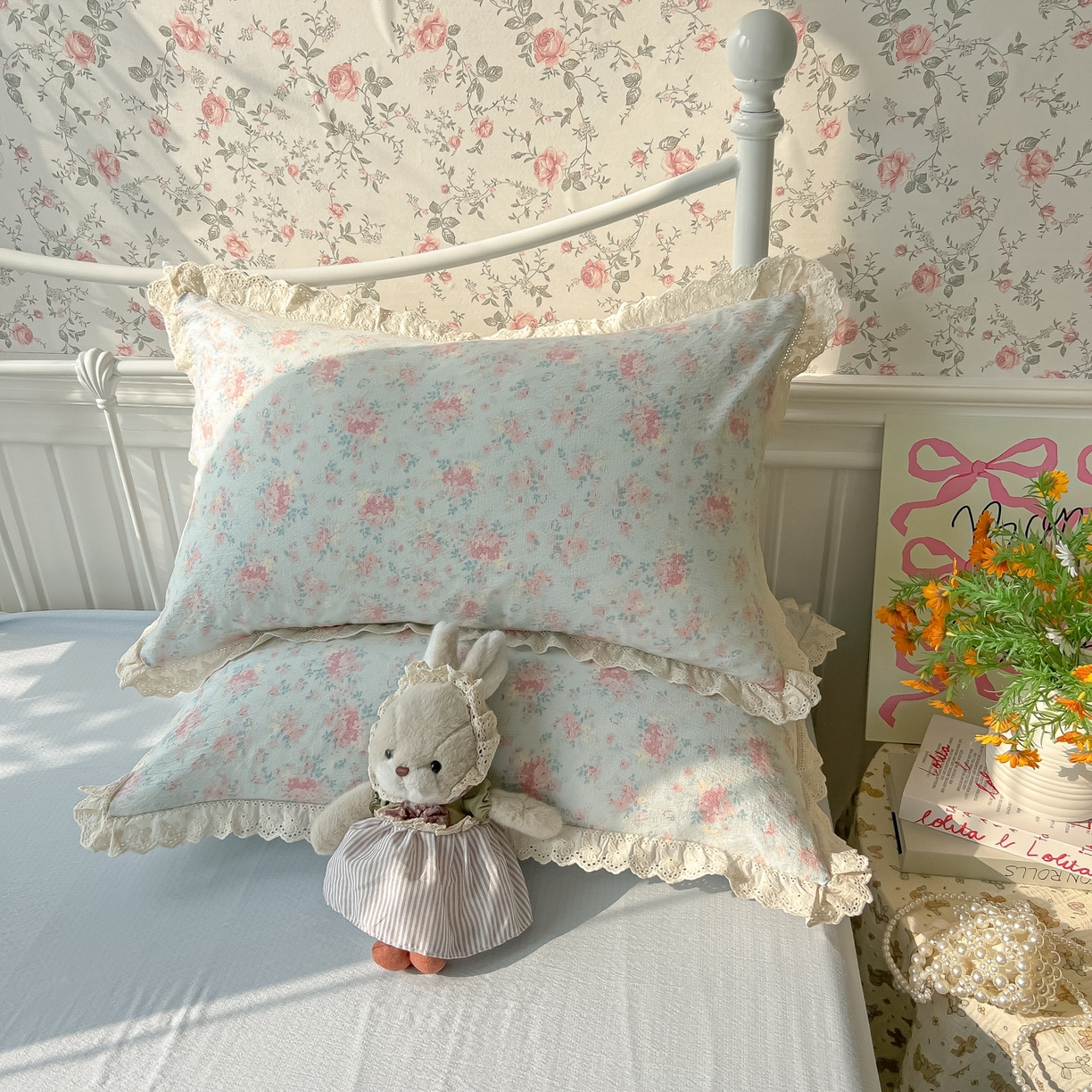 91家纺网 家纺一手货源 找家纺 韩巢家纺 2025新款蝴蝶花边直播热销款四件套开学季韩系学生宿舍床上三件套-（提供卖家秀） 月下清幽【蝴蝶花边款】