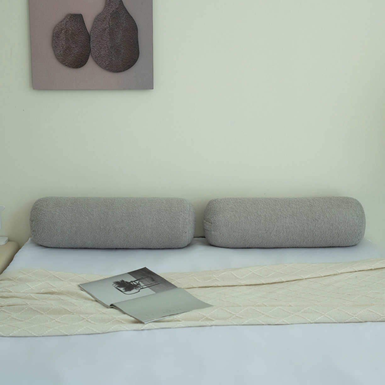 91家纺网 家纺一手货源 找家纺 （总）美达人  2025新款泰迪绒糖果枕圆枕靠背沙发飘窗靠枕