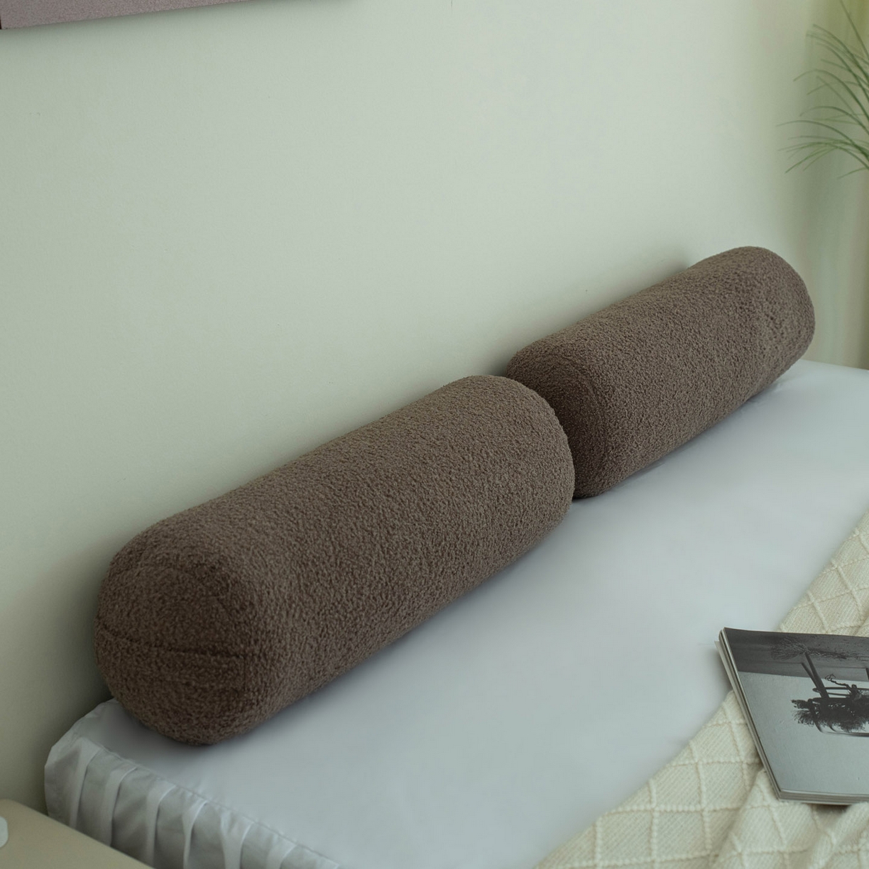 91家纺网 家纺一手货源 找家纺 美达人  2025新款泰迪绒靠背 咖色