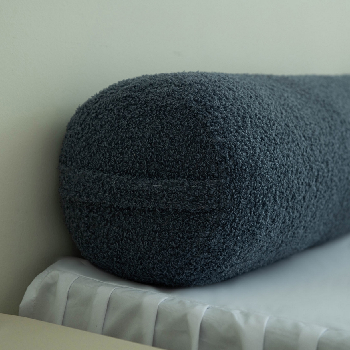 91家纺网 家纺一手货源 找家纺 美达人  2025新款泰迪绒靠背 深灰