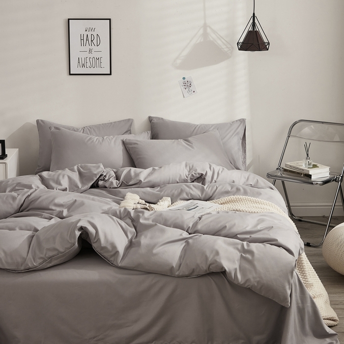 91家纺网 家纺一手货源 找家纺 啊雅家居 2025新款ins简约学生宿舍双拼纯色磨毛四件套可订制logo 浅灰