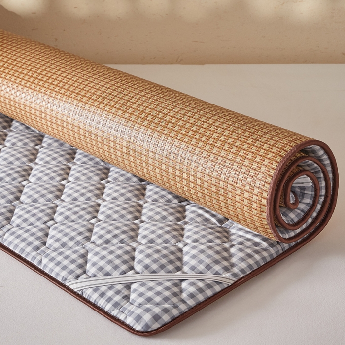 91家纺网 家纺一手货源 找家纺 （总）花言狐语 2025新款双面可用冰藤夹棉床褥系列-大床款