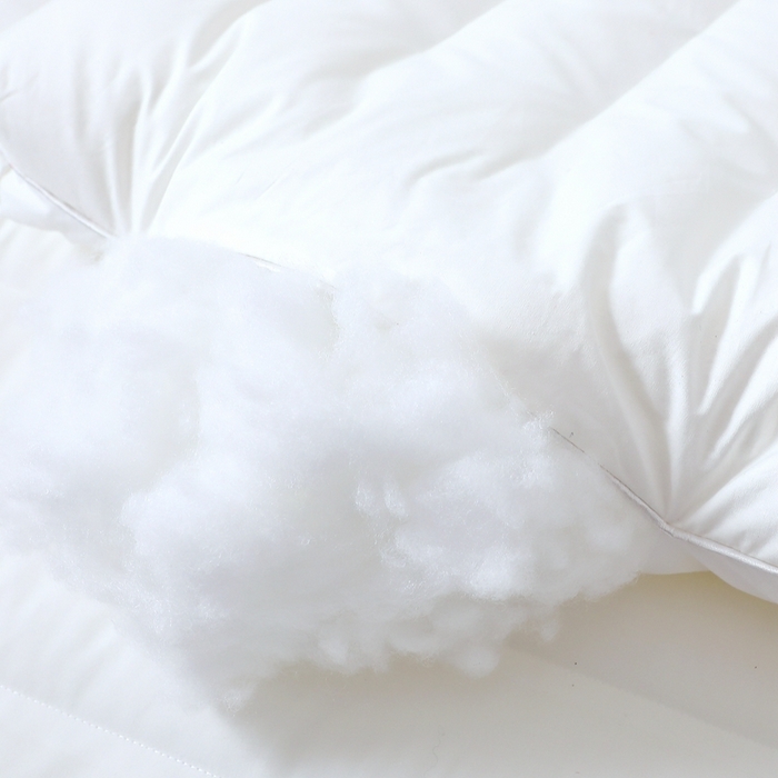 91家纺网 家纺一手货源 找家纺 糖果枕芯 2025新款全棉三防枕芯羽丝棉枕头酒店护颈枕 三防枕芯48*74cm低枕