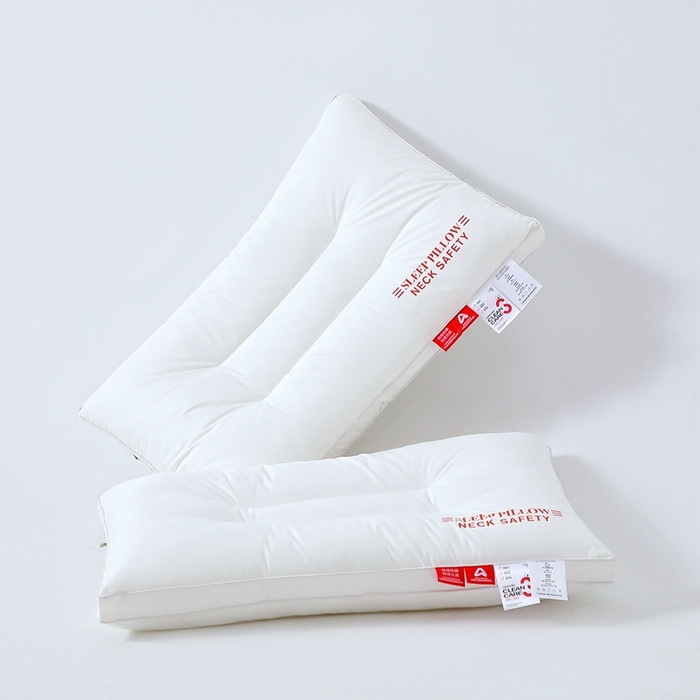 91家纺网 家纺一手货源 找家纺 糖果枕芯 2025新款全棉三防枕芯羽丝棉枕头酒店护颈枕 三防枕芯48*74cm中枕