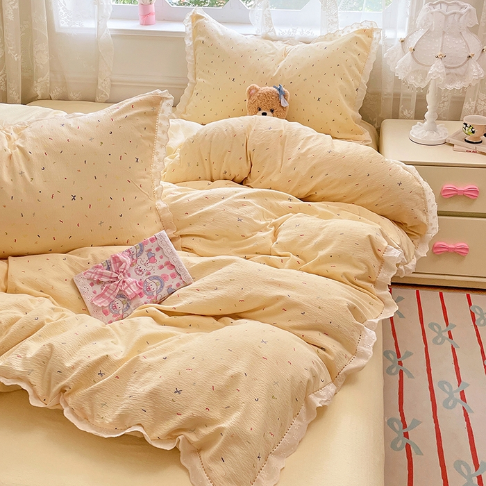 91家纺网 家纺一手货源 找家纺 优尚佳生活馆 2025新款云感木棉皱皱双层纱全棉镂空花边四件套（提供买家秀） 七彩奶黄