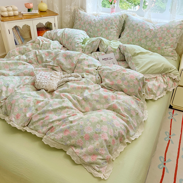 91家纺网 家纺一手货源 找家纺 优尚佳生活馆 2025新款云感木棉皱皱双层纱全棉镂空花边四件套（提供买家秀） 薄荷之夏