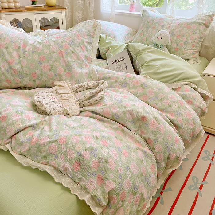 91家纺网 家纺一手货源 找家纺 优尚佳生活馆 2025新款云感木棉皱皱双层纱全棉镂空花边四件套（提供买家秀） 薄荷之夏