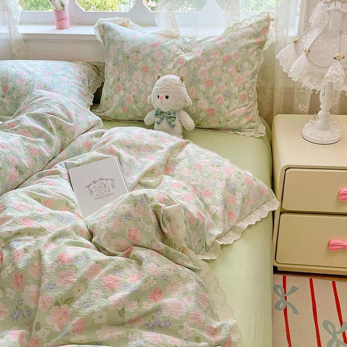 91家纺网 家纺一手货源 找家纺 优尚佳生活馆 2025新款云感木棉皱皱双层纱全棉镂空花边四件套（提供买家秀） 薄荷之夏