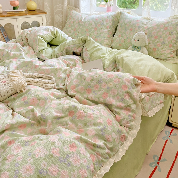 91家纺网 家纺一手货源 找家纺 优尚佳生活馆 2025新款云感木棉皱皱双层纱全棉镂空花边四件套（提供买家秀） 薄荷之夏