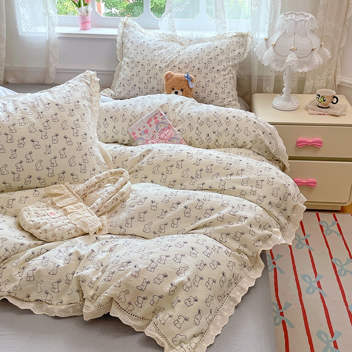 91家纺网 家纺一手货源 找家纺 优尚佳生活馆 2025新款云感木棉皱皱双层纱全棉镂空花边四件套（提供买家秀） 呆萌兔