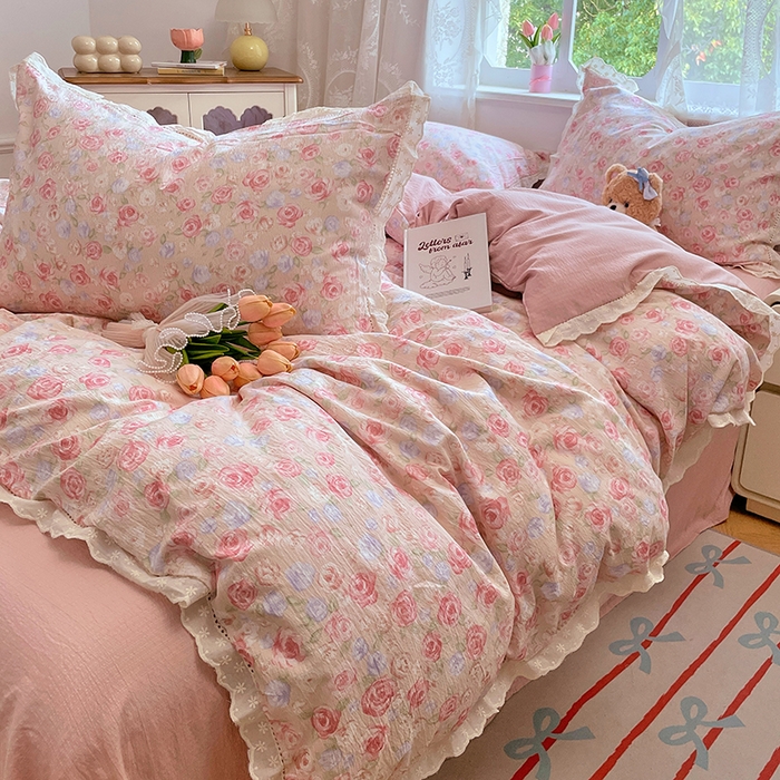 91家纺网 家纺一手货源 找家纺 优尚佳生活馆 2025新款云感木棉皱皱双层纱全棉镂空花边四件套（提供买家秀） 戴安娜玫瑰