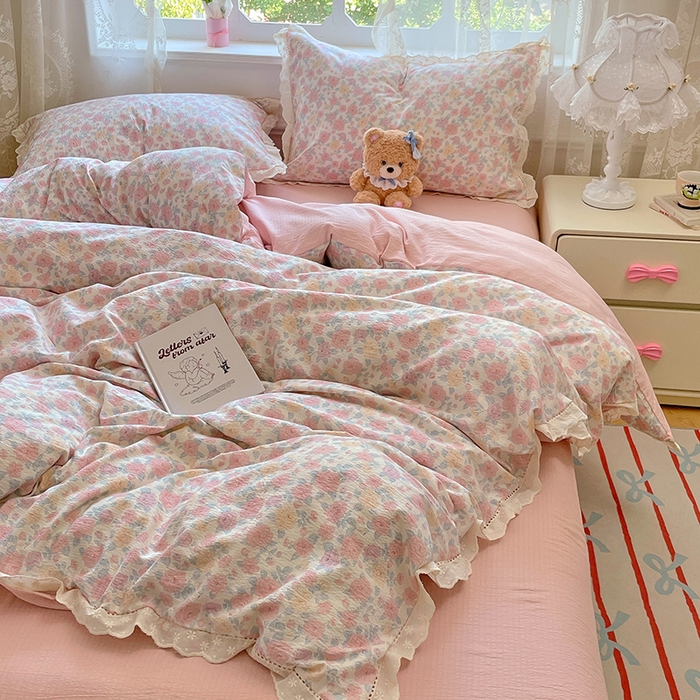 91家纺网 家纺一手货源 找家纺 优尚佳生活馆 2025新款云感木棉皱皱双层纱全棉镂空花边四件套（提供买家秀） 粉黛蔷薇