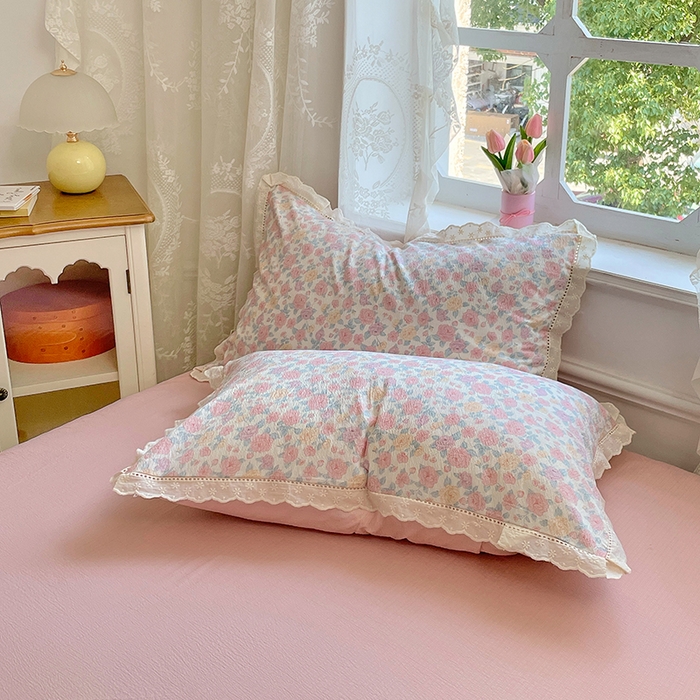 91家纺网 家纺一手货源 找家纺 优尚佳生活馆 2025新款云感木棉皱皱双层纱全棉镂空花边四件套（提供买家秀） 粉黛蔷薇