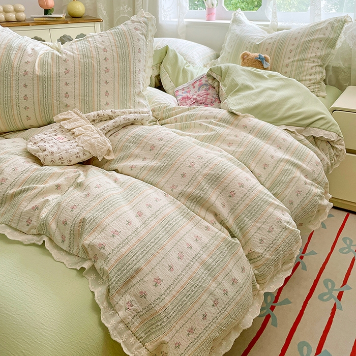 91家纺网 家纺一手货源 找家纺 优尚佳生活馆 2025新款云感木棉皱皱双层纱全棉镂空花边四件套（提供买家秀） 君心莫莉