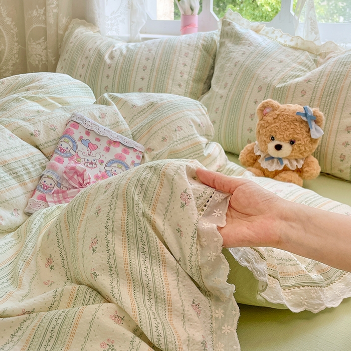 91家纺网 家纺一手货源 找家纺 优尚佳生活馆 2025新款云感木棉皱皱双层纱全棉镂空花边四件套（提供买家秀） 君心莫莉