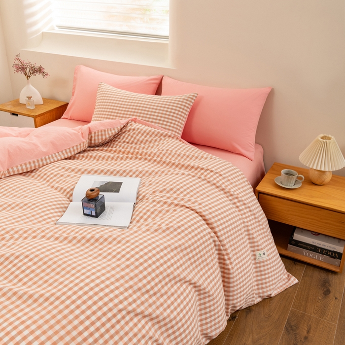 91家纺网 家纺一手货源 找家纺 居美良品 2025新款全棉色织水洗棉被套 米咖小格