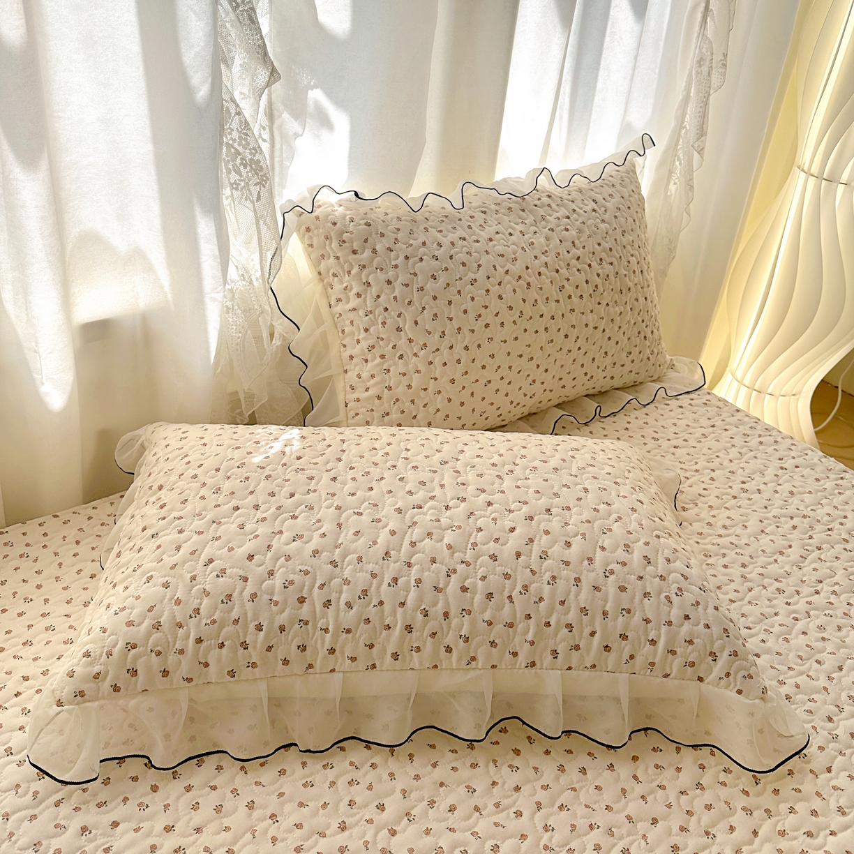 91家纺网 家纺一手货源 找家纺 （总）易辰美 2025新款亲肤舒适印花夹棉公主风枕套