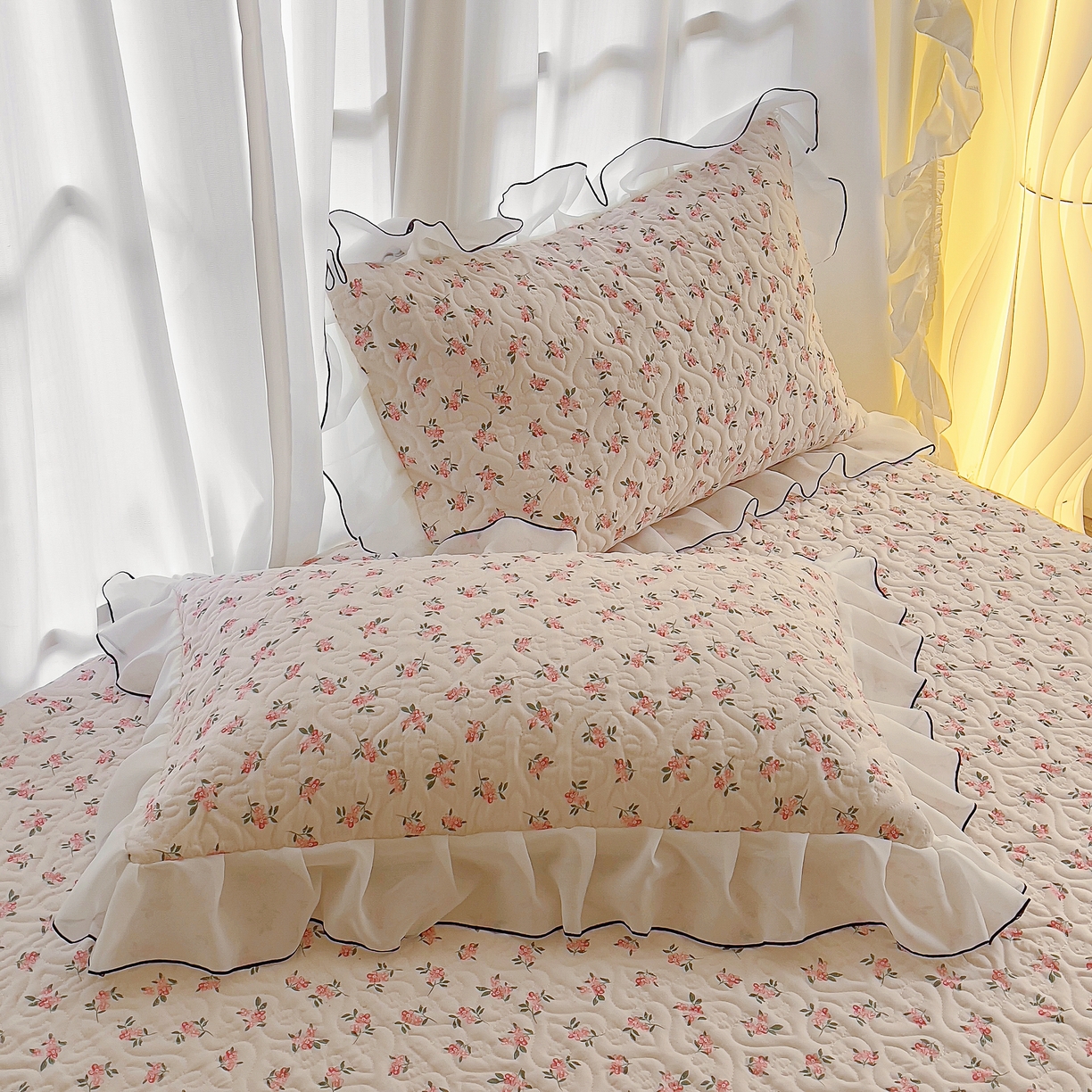 91家纺网 家纺一手货源 找家纺 （总）易辰美 2025新款亲肤舒适印花夹棉公主风枕套