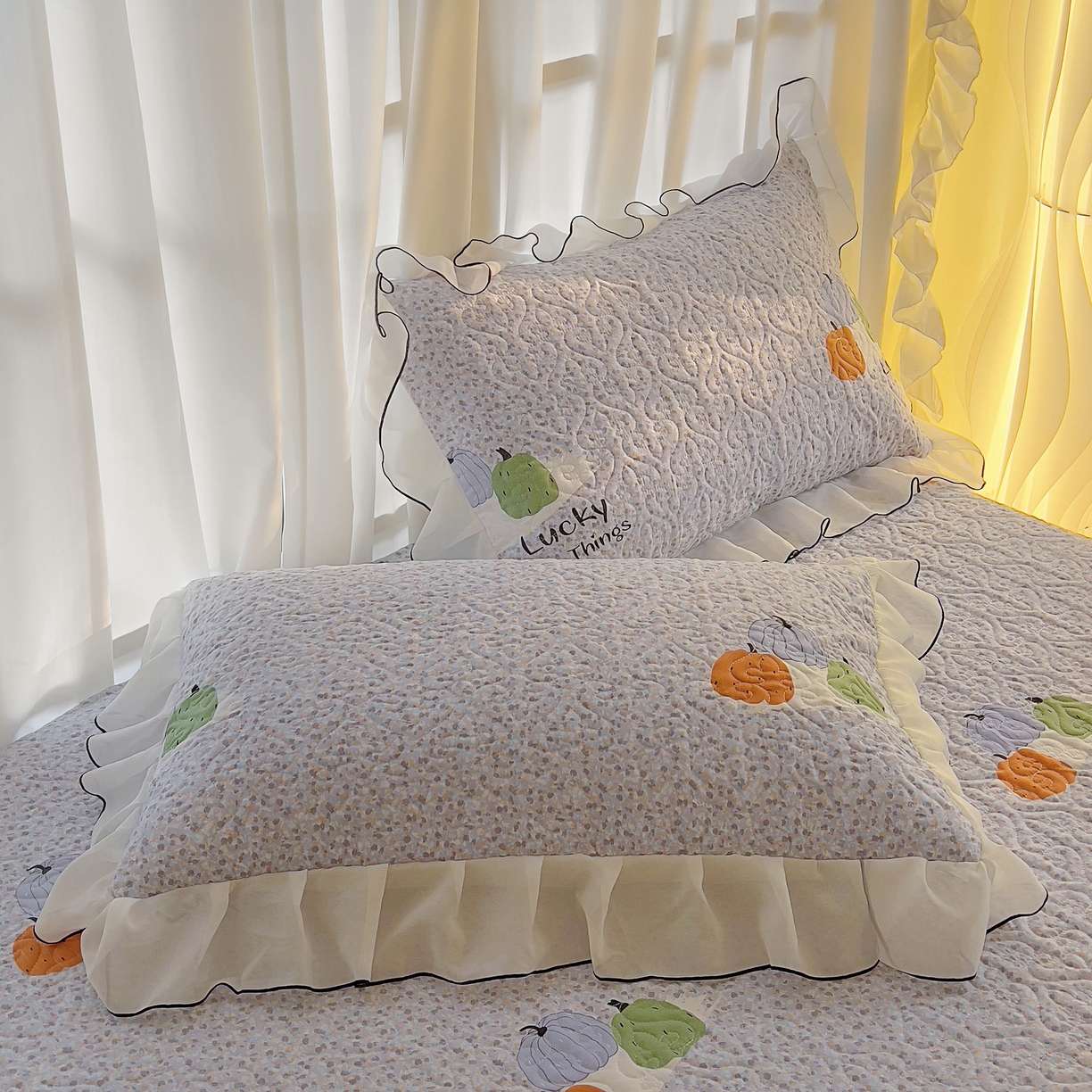 91家纺网 家纺一手货源 找家纺 （总）易辰美 2025新款亲肤舒适印花夹棉公主风枕套