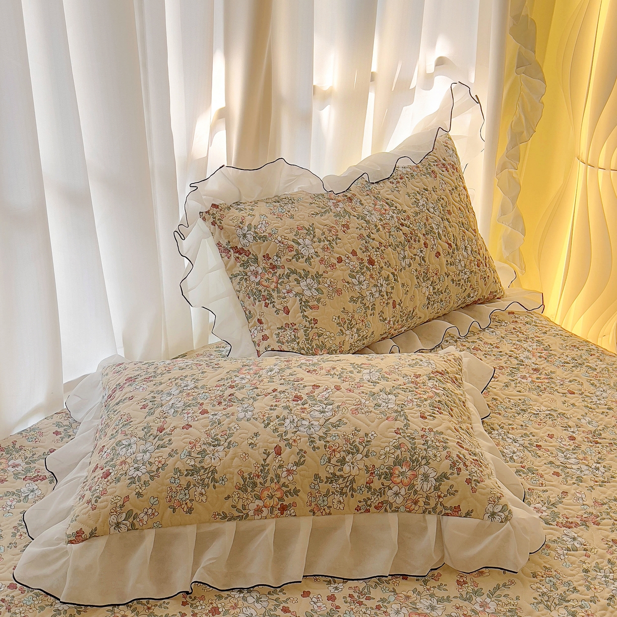 91家纺网 家纺一手货源 找家纺 （总）易辰美 2025新款亲肤舒适印花夹棉公主风枕套