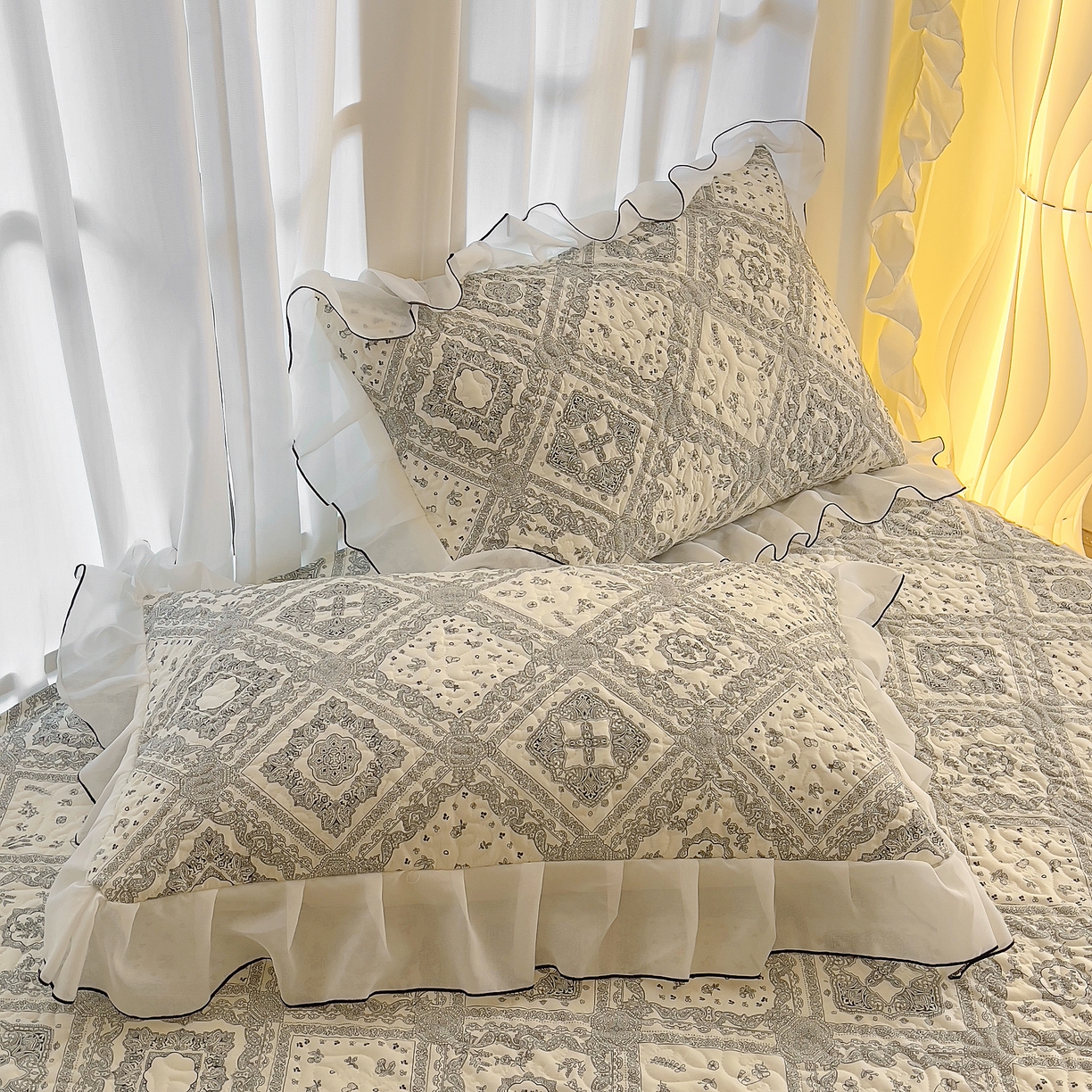 91家纺网 家纺一手货源 找家纺 （总）易辰美 2025新款亲肤舒适印花夹棉公主风枕套