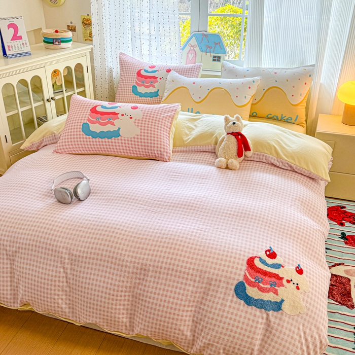 91家纺网 家纺一手货源 找家纺 森璐家纺2025新款水洗云朵棉毛巾绣四件套 甜心小狗-毛巾绣