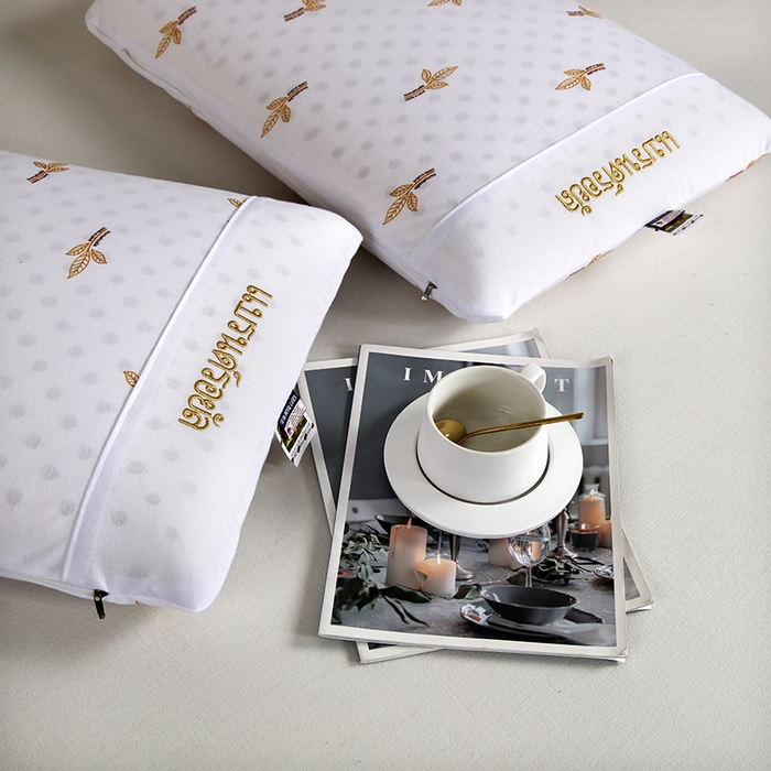 91家纺网 家纺一手货源 找家纺 2025新品美丽折成人乳胶枕针织棉单枕套 鸟眼布单内套 一代面包枕