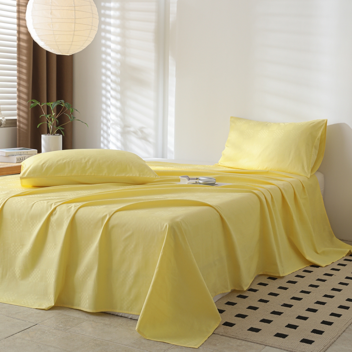 91家纺网 家纺一手货源 找家纺 简宜家居（朝初家纺） 2025新款60支贡缎提花A版纯棉床单 格子-黄