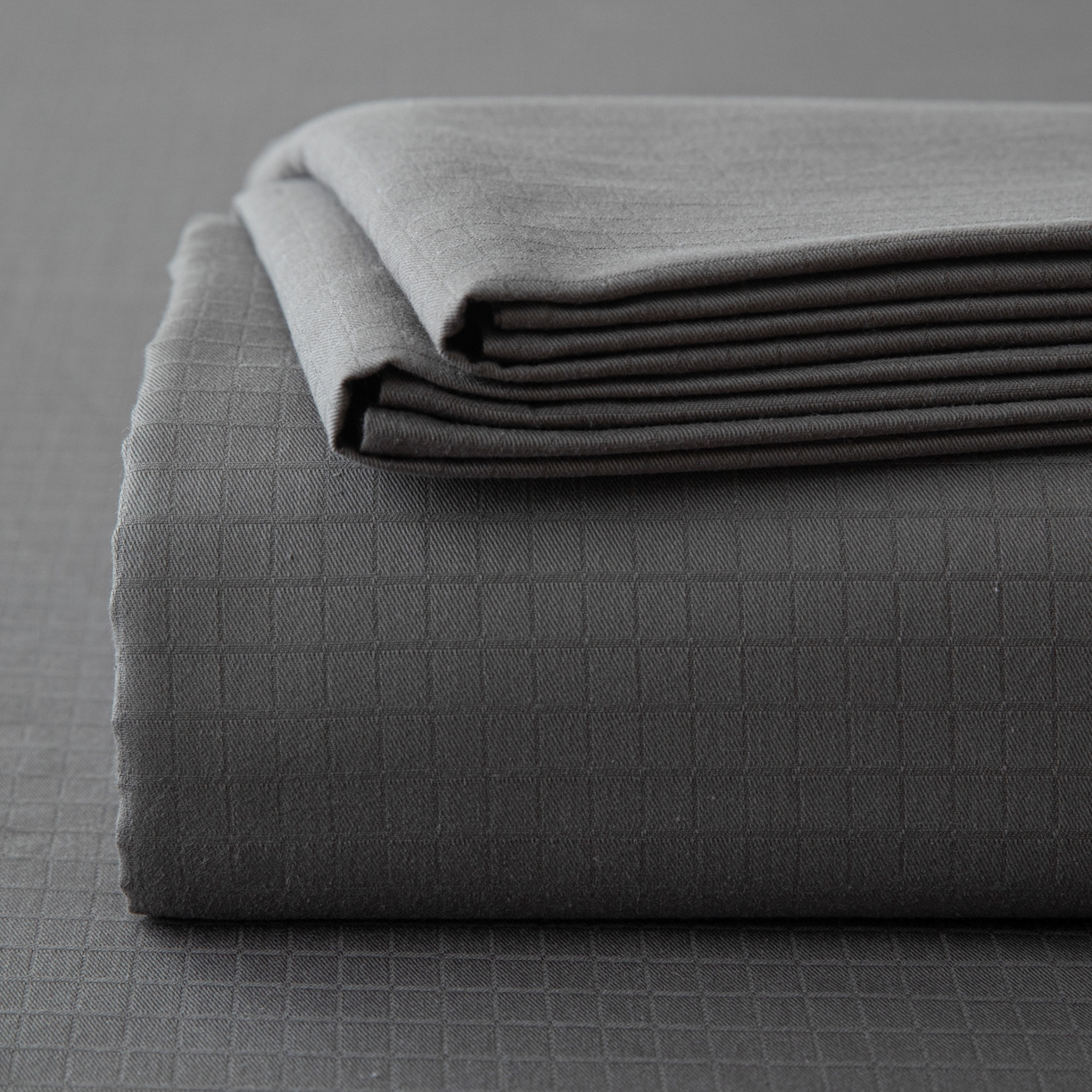 简宜家居（朝初家纺） 2025新款60支贡缎提花A版纯棉床单 绅士-灰