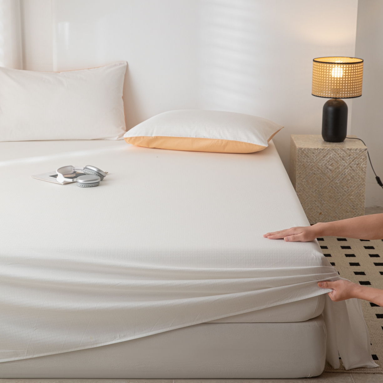 91家纺网 家纺一手货源 找家纺 简宜家居（朝初家纺） 2025新款60支贡缎提花A版纯棉床单 绅士-米白