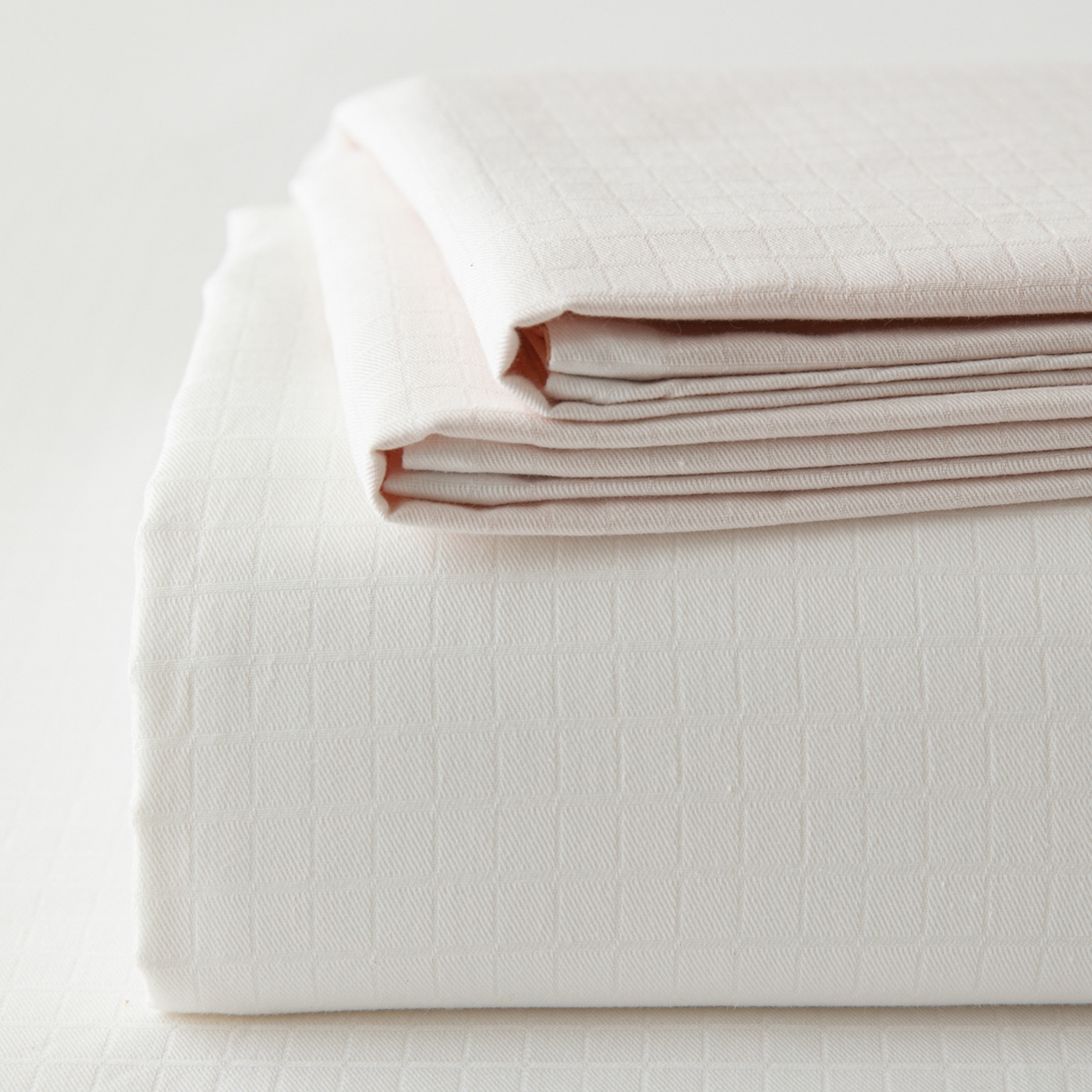 简宜家居（朝初家纺） 2025新款60支贡缎提花A版纯棉床单 绅士-米白