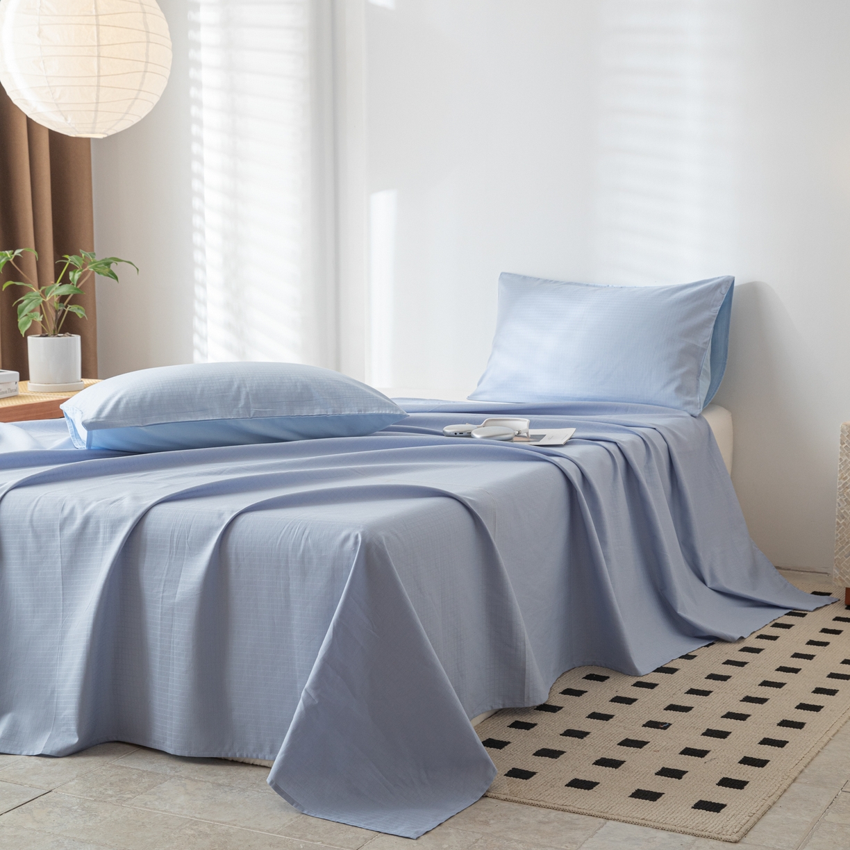 91家纺网 家纺一手货源 找家纺 简宜家居（朝初家纺） 2025新款60支贡缎提花A版纯棉床单 绅士-天蓝
