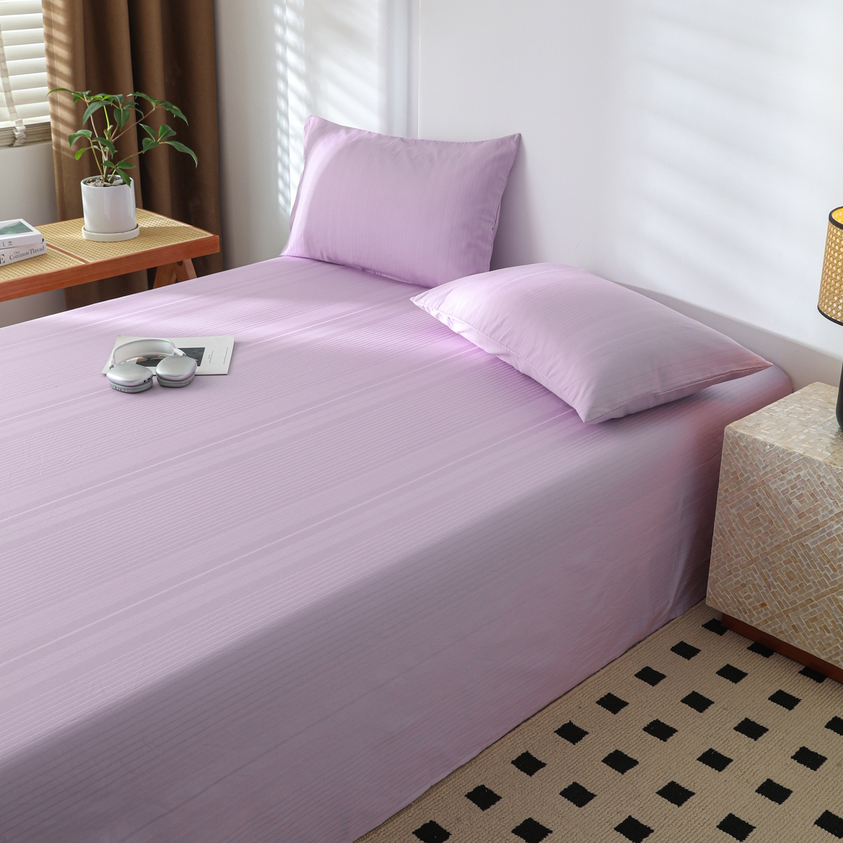 91家纺网 家纺一手货源 找家纺 简宜家居（朝初家纺） 2025新款60支贡缎提花A版纯棉床单 条纹-紫