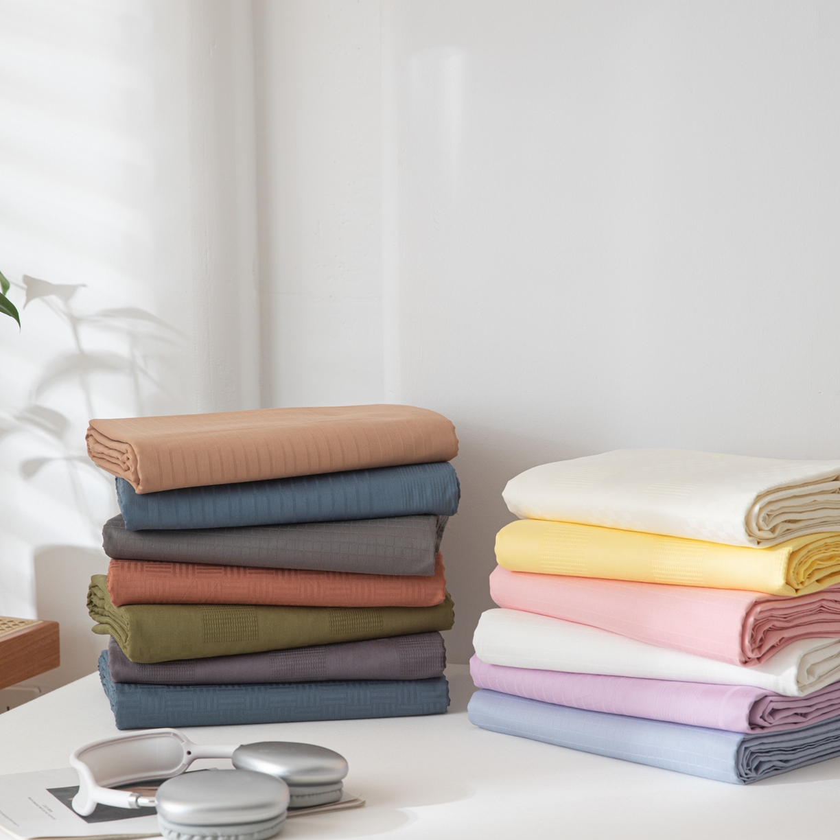 简宜家居（朝初家纺） 2025新款60支贡缎提花A版纯棉床单 叠拍组合图